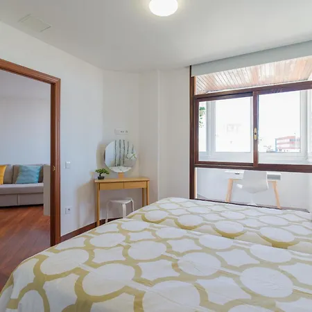 Bright Townhouse - Views - 5 Min Walk To The Apartament